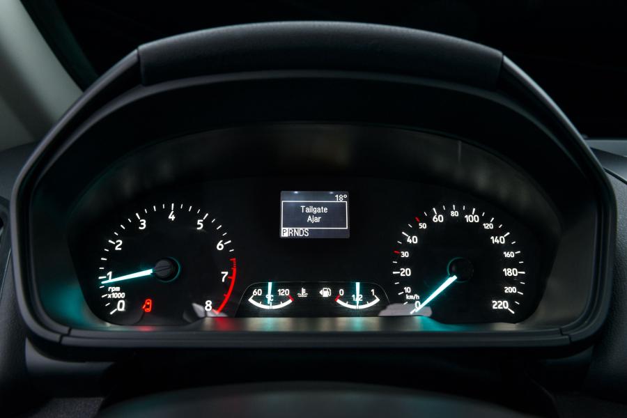 Панель приборов Ford EcoSport SE 2017 года  (LA) (фото 4 из 7)